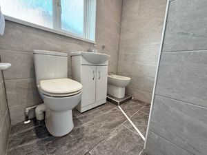 Photo 4- click for photo gallery